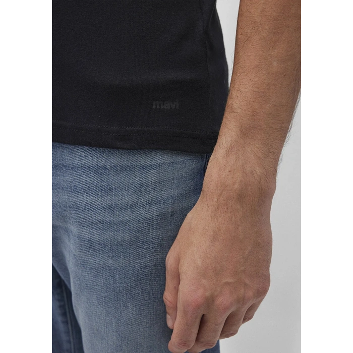 Mavi 061747 0 Yaka Erkek Tshirt - Siyah