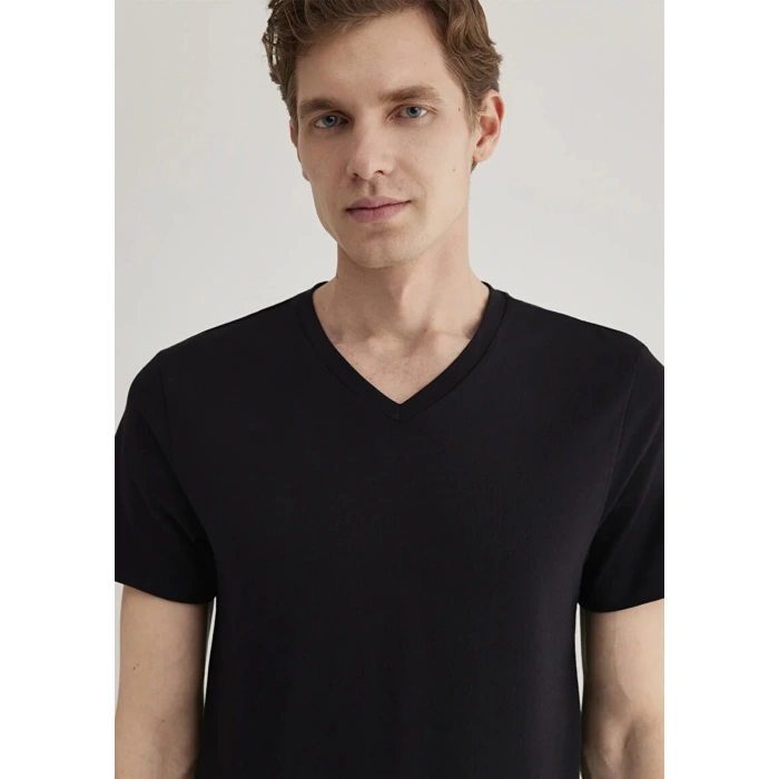 Mavi 061748 V Yaka Erkek Tshirt - Siyah