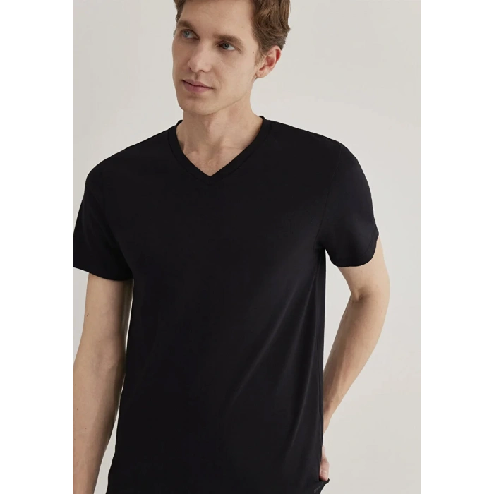 Mavi 061748 V Yaka Erkek Tshirt - Siyah