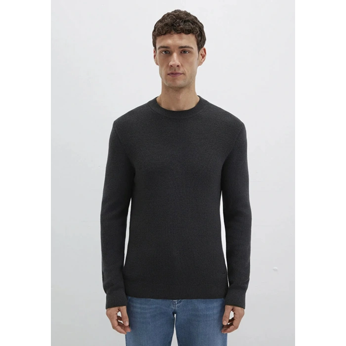 Mavi 0710291 0 Yaka Erkek Triko - Siyah