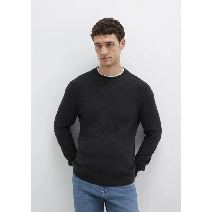 Mavi 0710291 0 Yaka Erkek Triko - Siyah