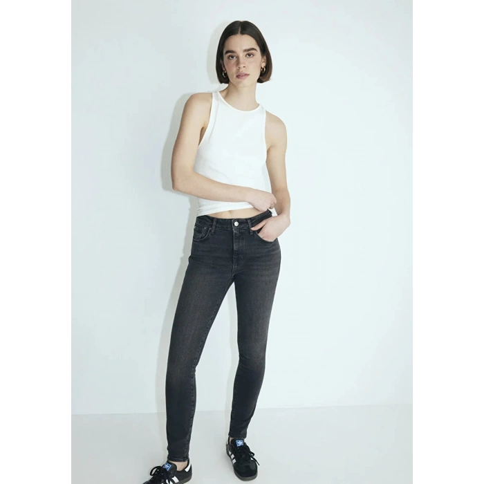 Mavi 100328-86444 Tess 5 Cep Kadin Pantolon - Fume