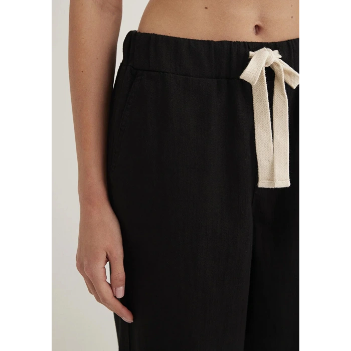 Mavi 1010945 Kadin Pantolon - Siyah