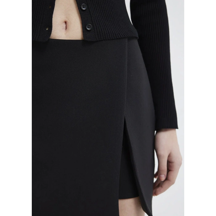Mavi 1410249 Kadin Sort Etek - Siyah
