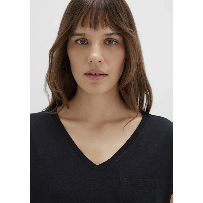 Mavi 1600961 V Yaka Kadin Body - Siyah