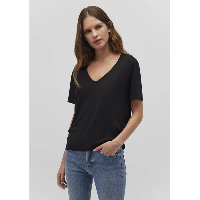 Mavi 1612381 V Yaka Kadın Body - Siyah
