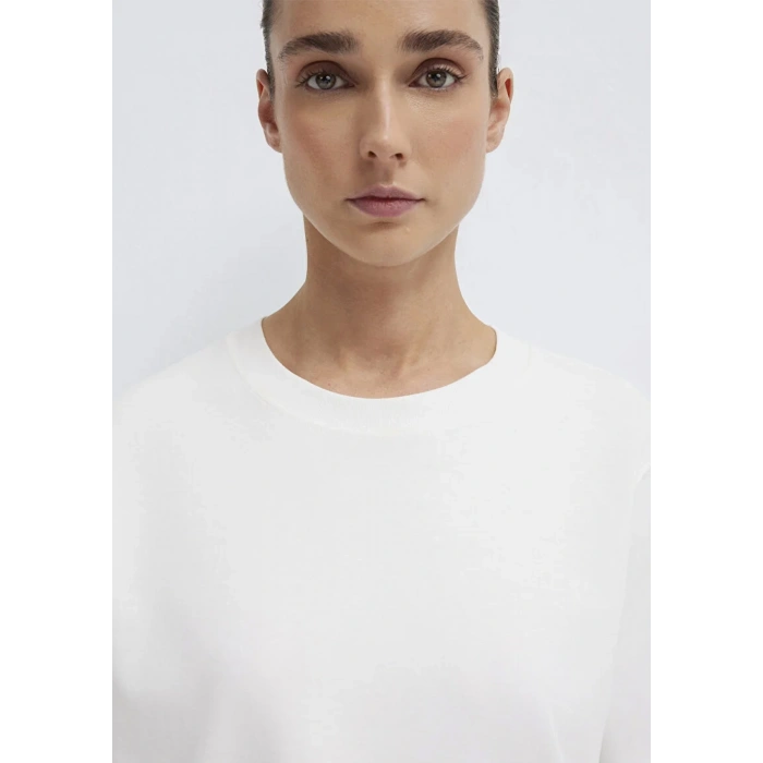 Mavi 1613820 0 Yaka Kadin Tshirt - Beyaz