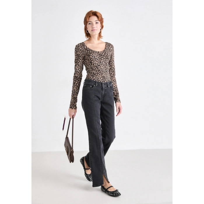 Only 15361325 Genis Yaka Leopar Desenli Kadin Body - Leopar