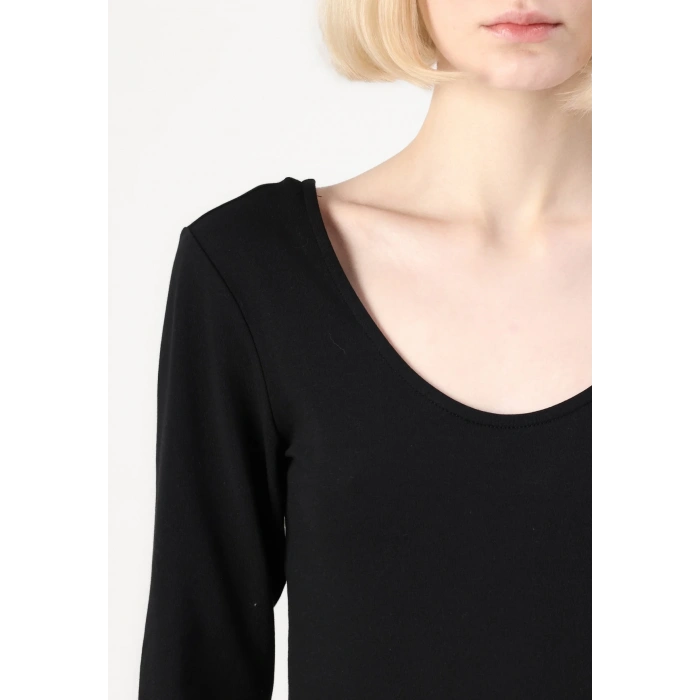 Only 15361325 Genis Yaka Leopar Desenli Kadin Body - Siyah