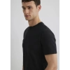 Mavi 0612324 0 Yaka Erkek Tshirt - Siyah