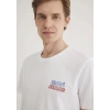 Mavi 066841 0 Yaka Erkek Tshirt - Beyaz