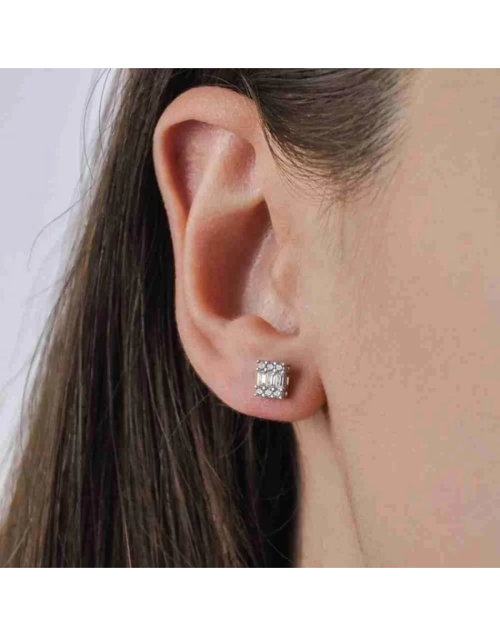 14 Ayar Altın Baget Vidalı Küpe