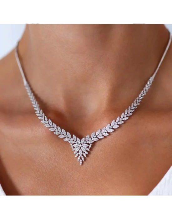 14 Ayar Altın Beyaz Çiçek Set Takımı