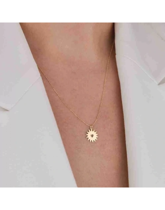 14 Ayar Altın Güneş Kalp Kolye