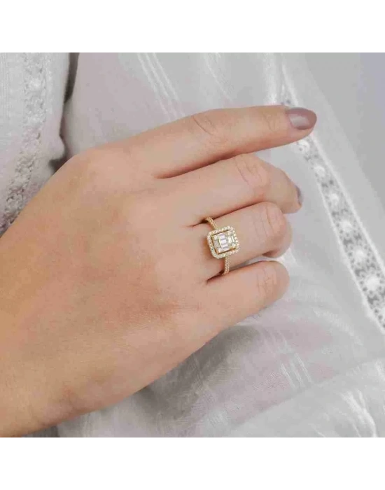 14 Ayar Altın Parçalı Baget Yüzük