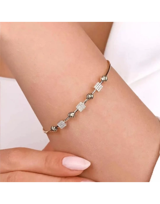 14 Ayar Altın Taşlı Dorika Bileklik