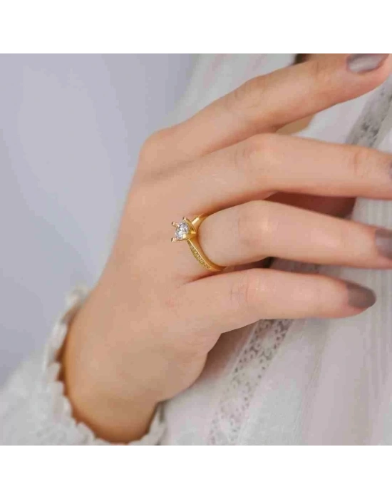 14 Ayar Altın Yan Taşlı Yüzük