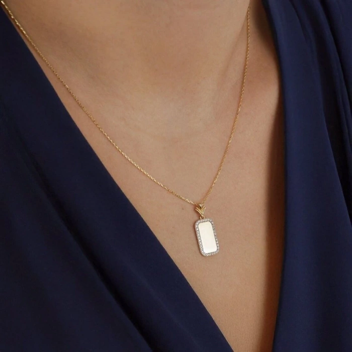 14 Ayar Altın  Çerçeve Taşlı Kolye