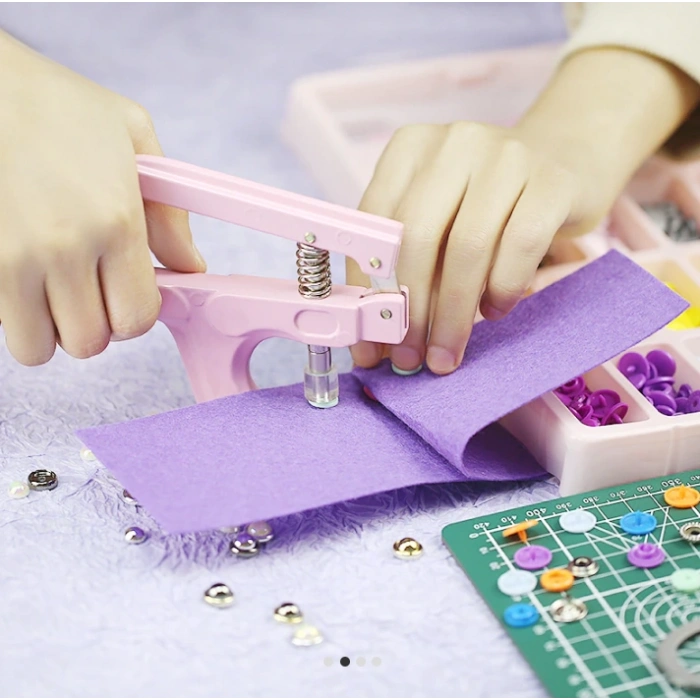 Plastik Çıt Çıt Pensesi