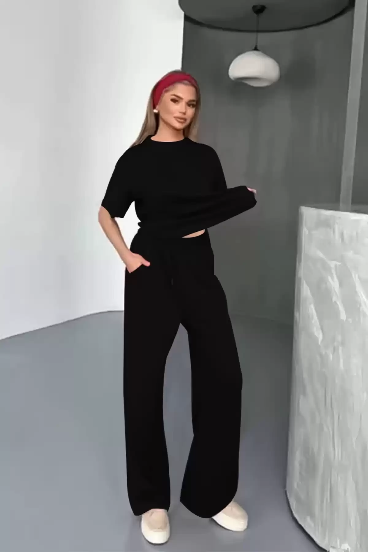 Osy Modal Yumuşak Dokulu Kumaş Kısa Kollu Bluz Rahat Pantalon ikili Takım- Siyah
