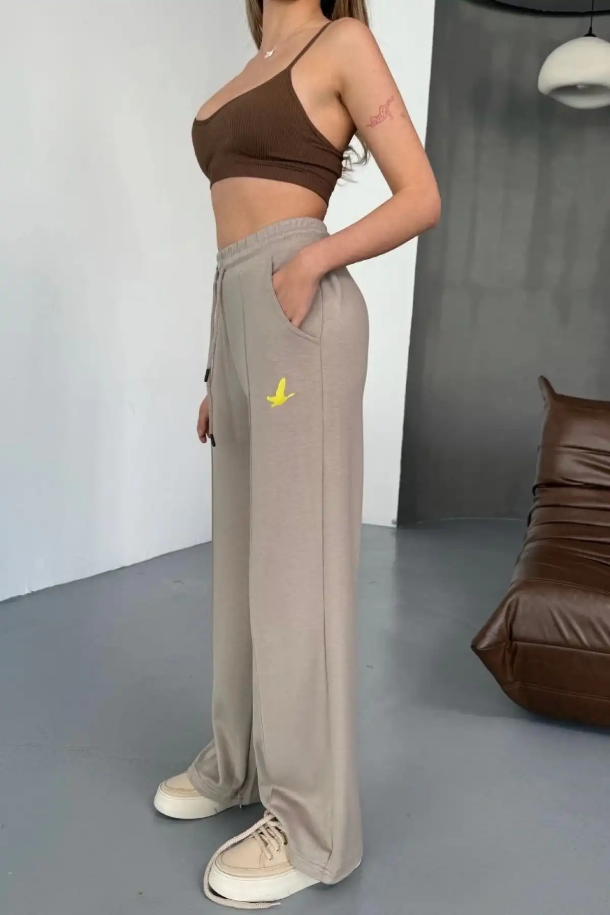 Osy Modal Yumuşak Dokulu Kumaş Nakış işlemeli Rahat Bol Paça Eşofman Pantalon - Bej