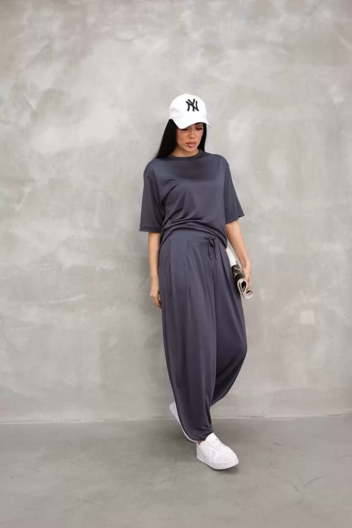 Modal Yumuşak Dokulu Kumaş Oversize Bisiklet Yaka T-shirt Jogger Eşofman Altı Eşofman Takımı-Antrasit
