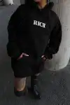 Uzun Kol Kapüşonlu Göğüs Baskılı SweatShirt - Siyah