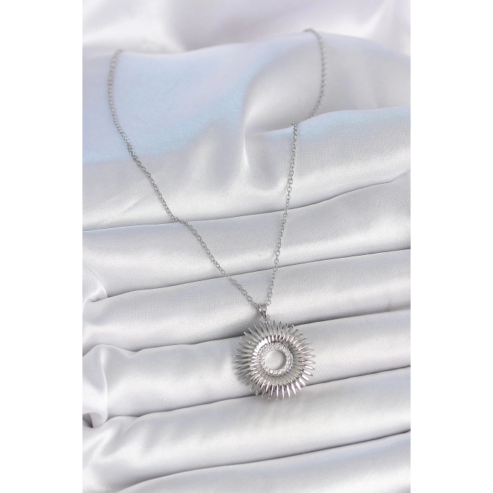 316L Çelik Gümüş Renk Zincir Zirkon Taşlı Nova Yıldız Model Kadın Kolye