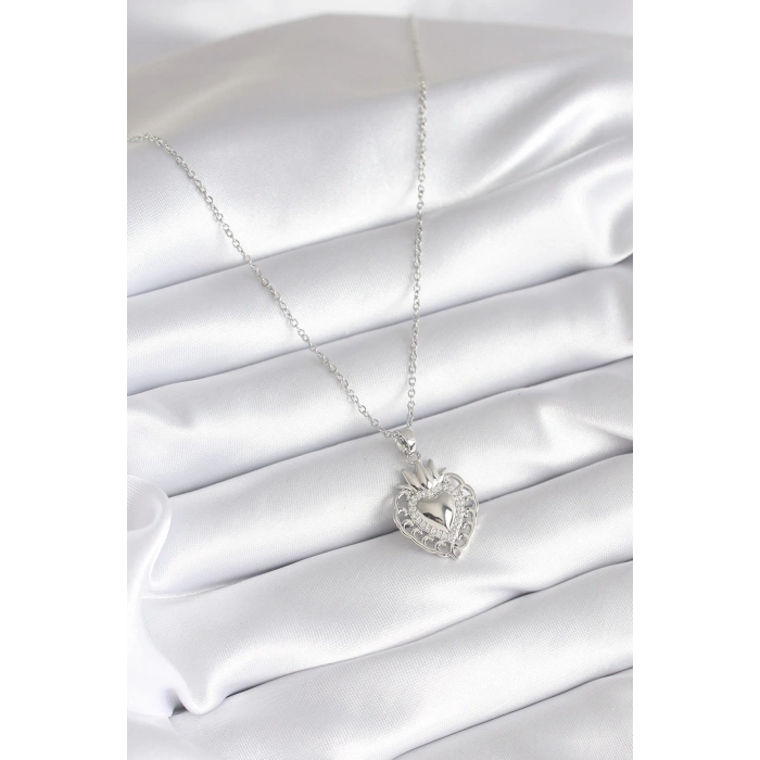 316L Çelik Gümüş Renk Zirkon Taş Detay Taç Kalp Model Kadın Kolye