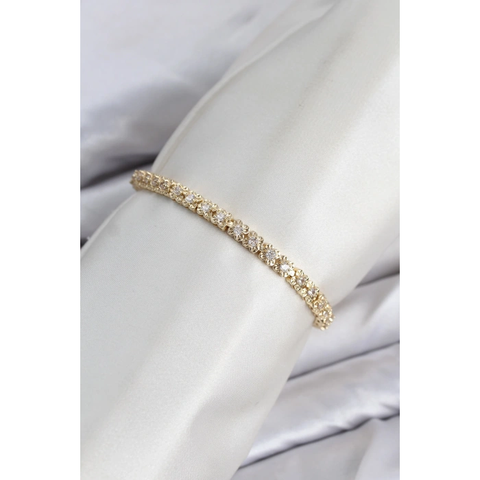 CM Model Zirkon Taşlı VIP Seri Gold Renk Pirinç Kadın Bileklik