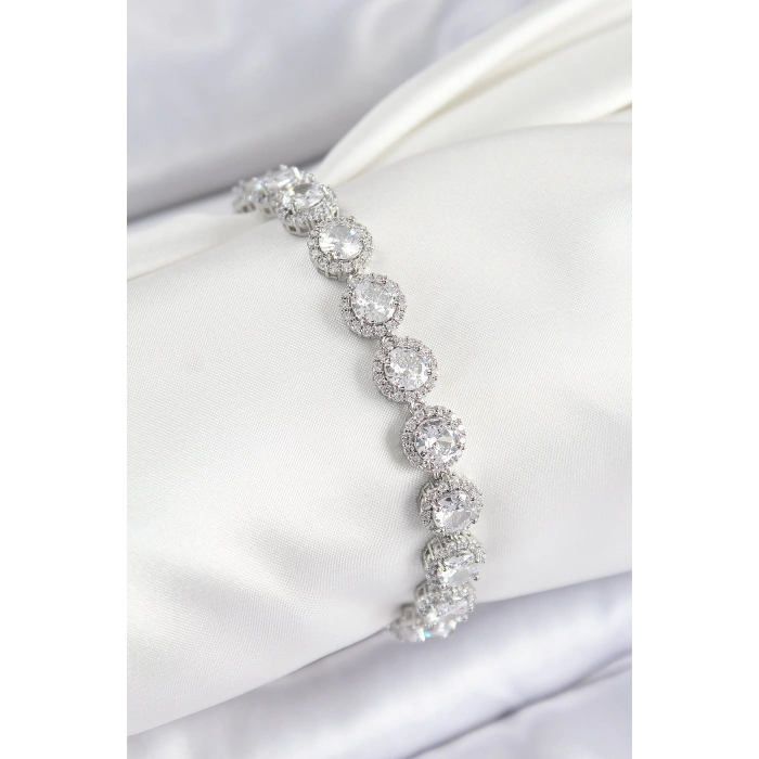 Pirinç Zirkon Taşlı Daire Baget Model Gümüş Renk VIP Seri Kadın Bileklik