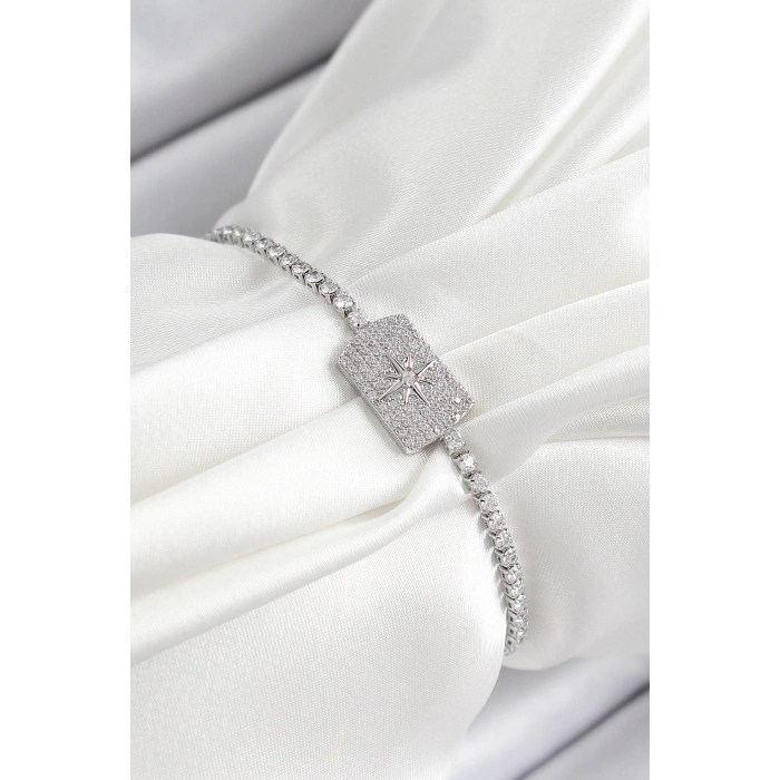 Pirinç Zirkon Taşlı Kutup Yıldızı Model Gümüş Renk Asansörlü Kadın Bileklik