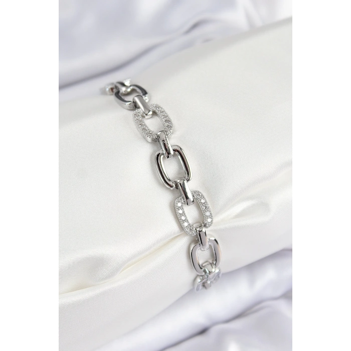 Pirinç Zirkon Taşlı Parçalı Zincir Model Gümüş Renk Kadın Bileklik