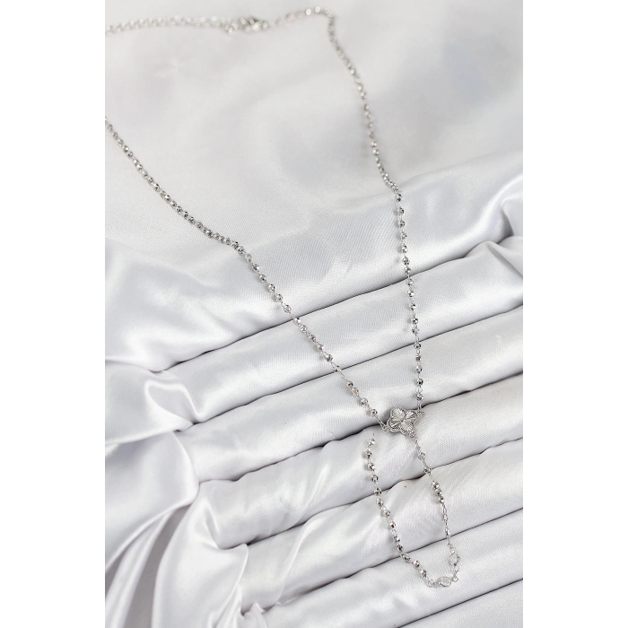 Pirinç Zirkon Taşlı Yonca Model Gümüş Renk Kadın Y Kolye