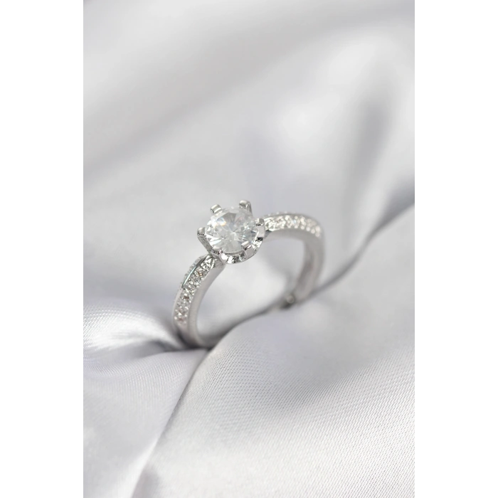 Tek Taş Model Zirkon Taşlı Gümüş Renk Kadın Yüzük