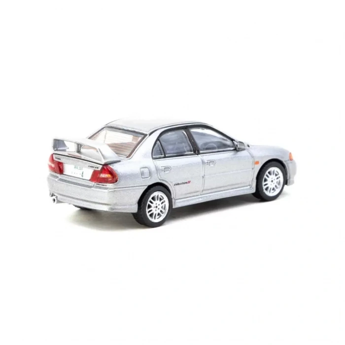 Üreticiniz 1/64 Model Araç