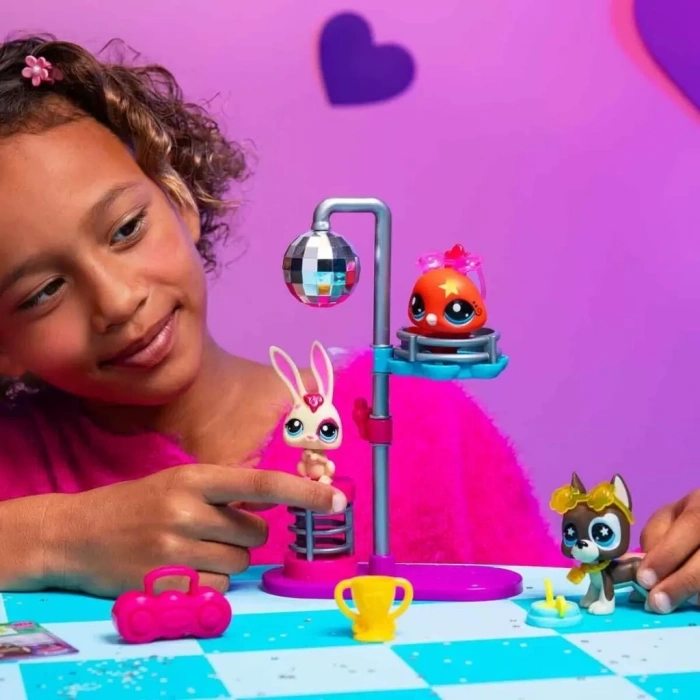 Üreticiniz 6377 Sun- Littlest Petshop Minişler  Dısco Night  Oyun Seti