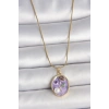 316L Çelik Gold Renk Zincir Mor Çiçek İşlemeli İnci Detay Portre Model Kadın Kolye