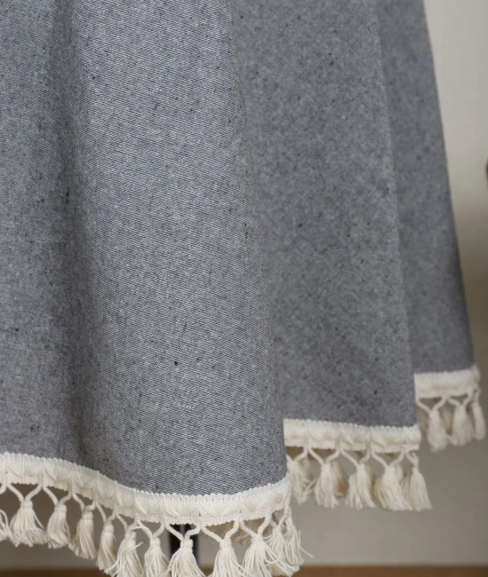 Gri Antrasit Keten Yuvarlak Masa Örtüsü (ham Ponponlu)