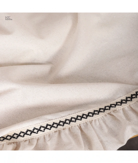 Ham Keten Yuvarlak Firfirli Özel Seri Masa Örtüsü