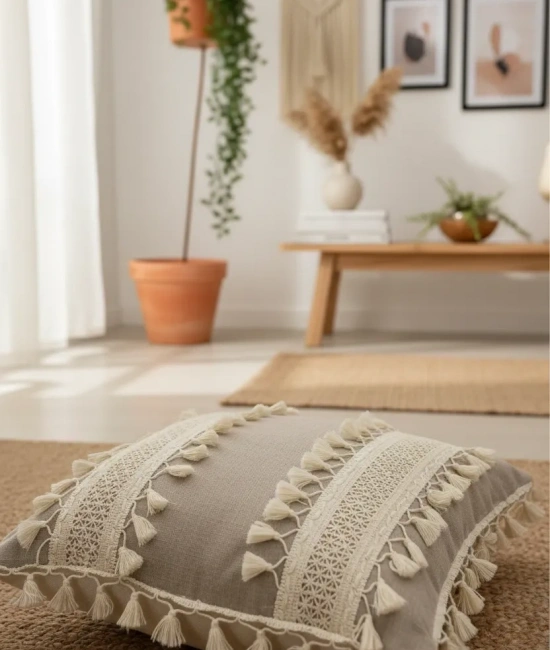 Bej Keten Kalın Dantel Ponponlu Kırlent 2 Adet Kırlent Kılıfı(43 X 43)