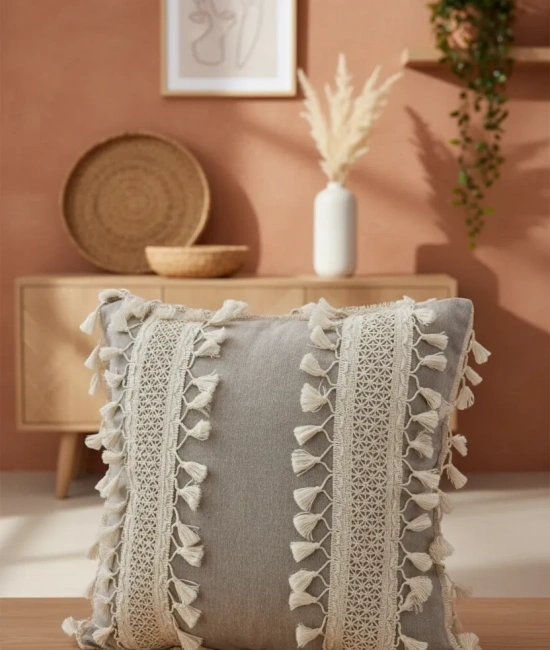 Bej Keten Kalın Dantel Ponponlu Kırlent 2 Adet Kırlent Kılıfı(43 X 43)