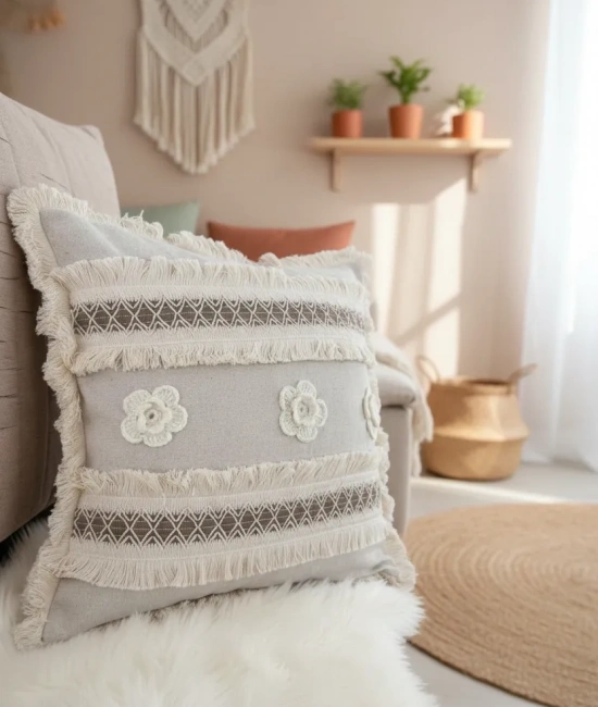 Kalın Dantel Püsküllü ve Motifli Keten Krem Kırlent 2 Adet Kırlent Kılıfı (43 x 43)