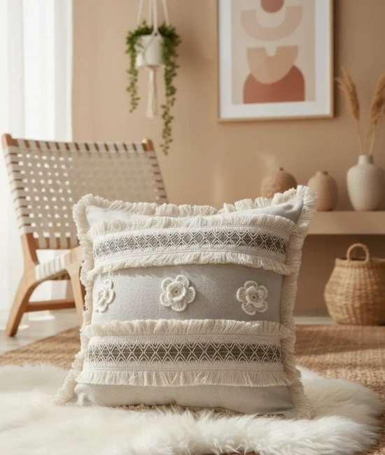 Kalın Dantel Püsküllü ve Motifli Keten Krem Kırlent 2 Adet Kırlent Kılıfı (43 x 43)