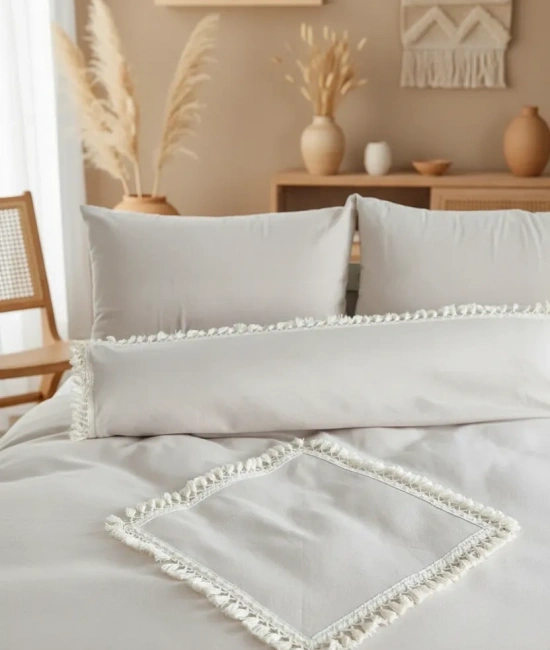 Bej Pamuk Keten Ikili Baklava Desen Ponponlu Tek Kişilik Nevresim Takımı(YEDEK YASTIKLI)