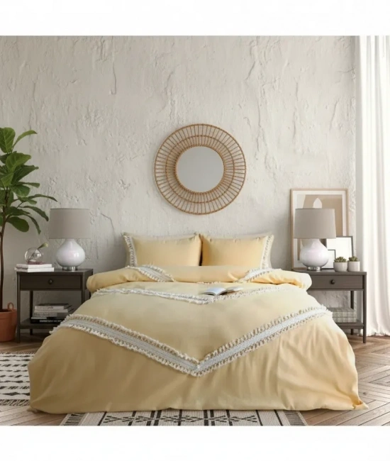 Sarı Renkli Pamuk Çift Ponponlu Tek Kişilik Nevresim Takımı(YEDEK YASTIKLI)