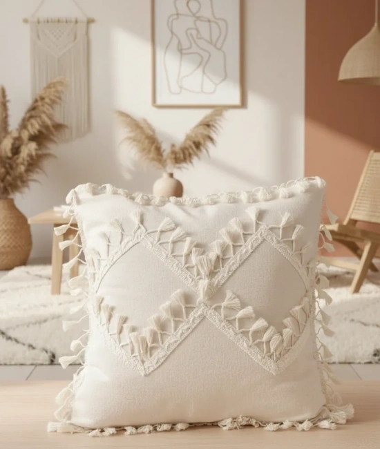 Özel Tasarım Çapraz Ponponlu Tekli Keten Krem Kırlent 2 Adet Kırlent Kılıfı (45X55)