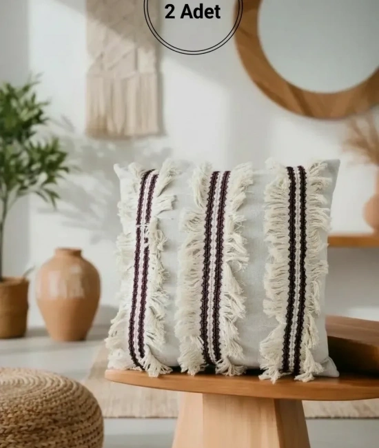 3 Püsküllü Ara Desenli Keten Krem Kırlent 2 Adet Kırlent Kılıfı