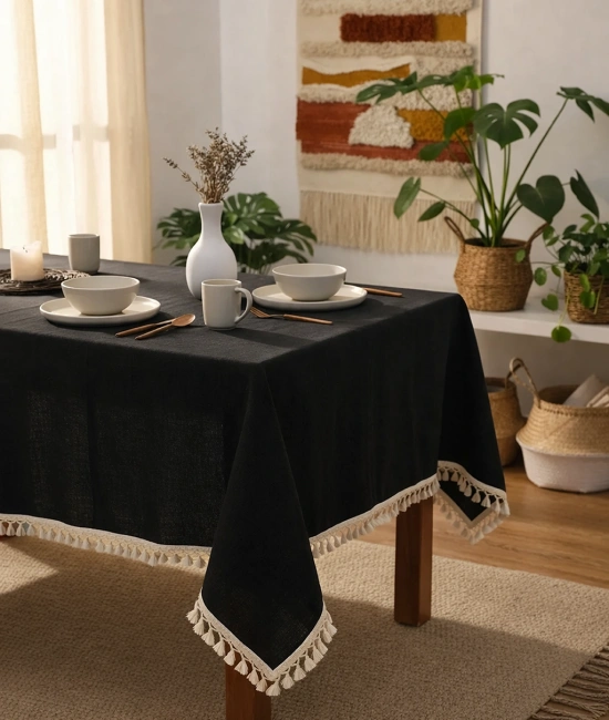 Premium Siyah Keten Ham Ponponlu Masa Örtüsü