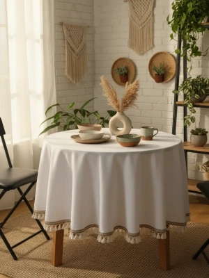 Beyaz Keten Şerit Ponponlu Yuvarlak Masa Örtüsü